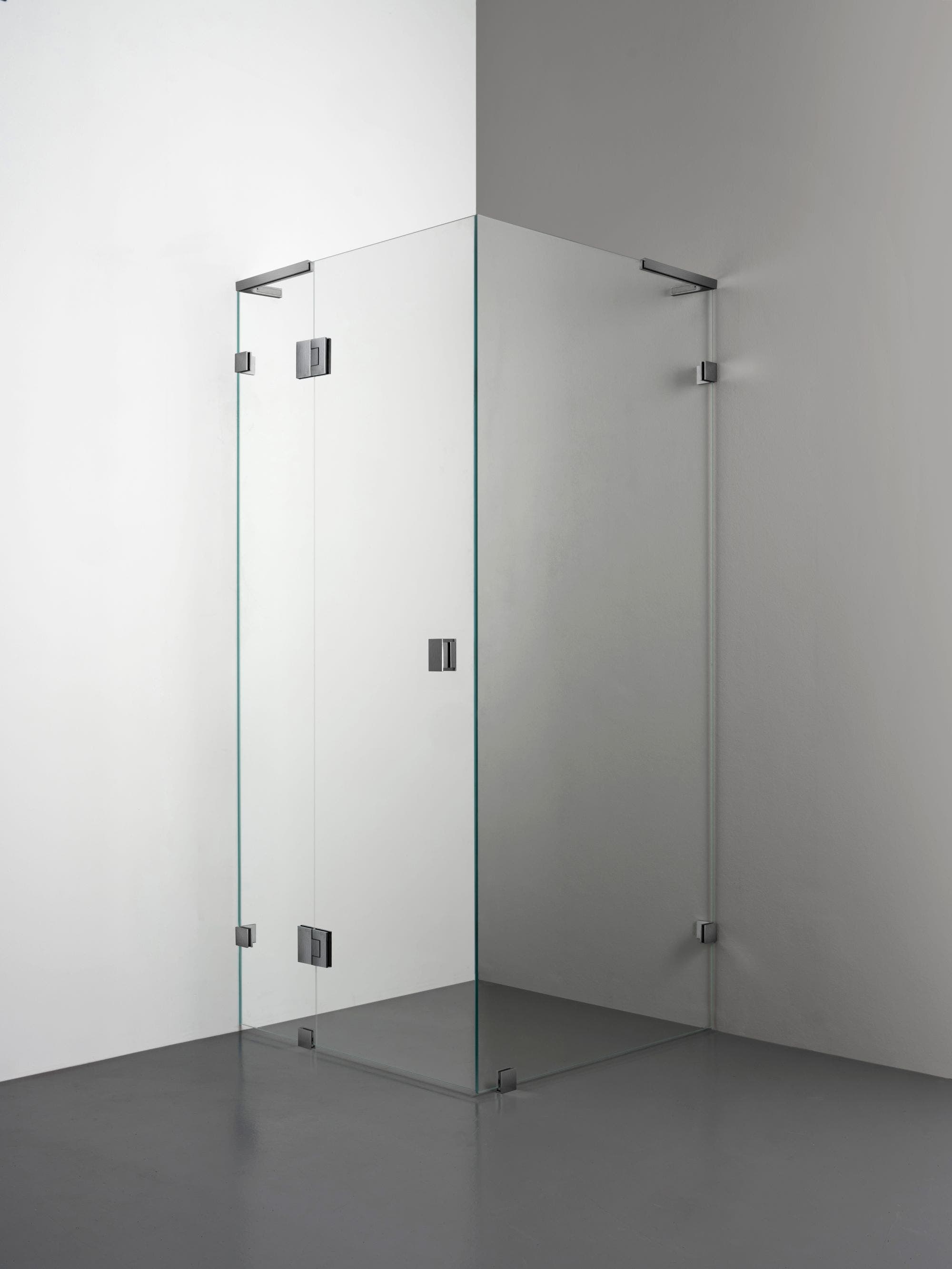 R4 Duschhörna Dörr Glas-Glas+Vägg